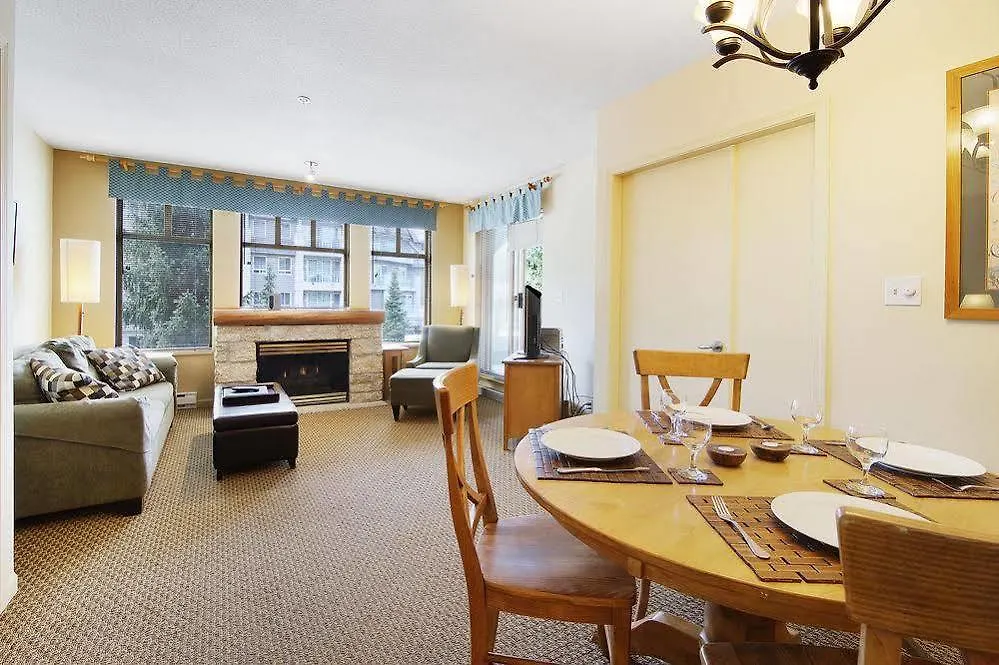 Whistler Town Plaza By Latour Hotels
